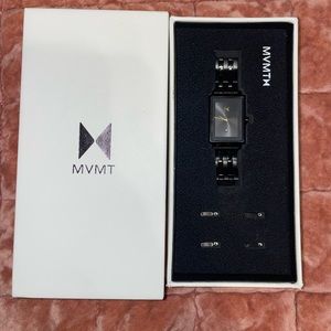 MVMT Black Watch-Super Chic 🖤